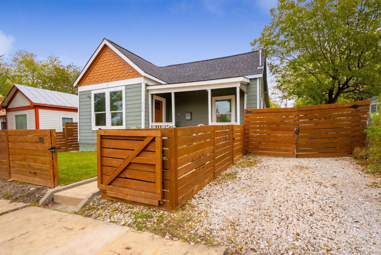 Modern 3 Bed, 2 Bath Home Minutes To Downtown & Alamodome Σαν Αντόνιο Εξωτερικό φωτογραφία