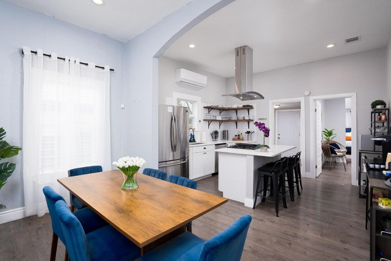 Modern 3 Bed, 2 Bath Home Minutes To Downtown & Alamodome Σαν Αντόνιο Εξωτερικό φωτογραφία